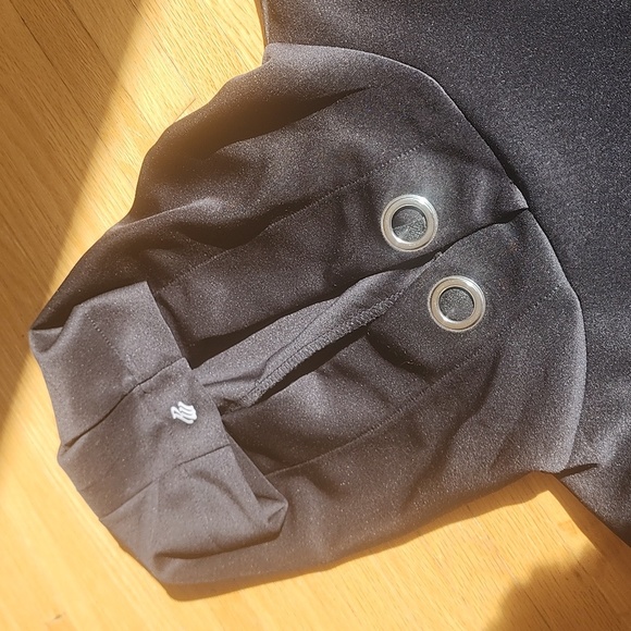 Rocawear Crop Hoodie with Flared Arms - Picture 2 of 2